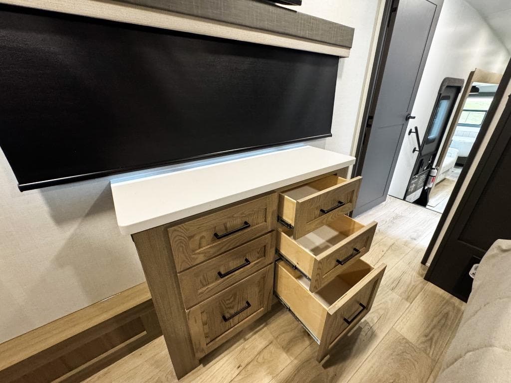 2026 Forest River 2026 Forest River Rockwood Signature - thumbnail 48