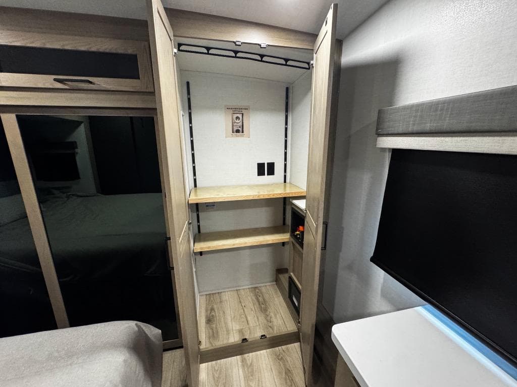 2026 Forest River 2026 Forest River Rockwood Signature - thumbnail 51