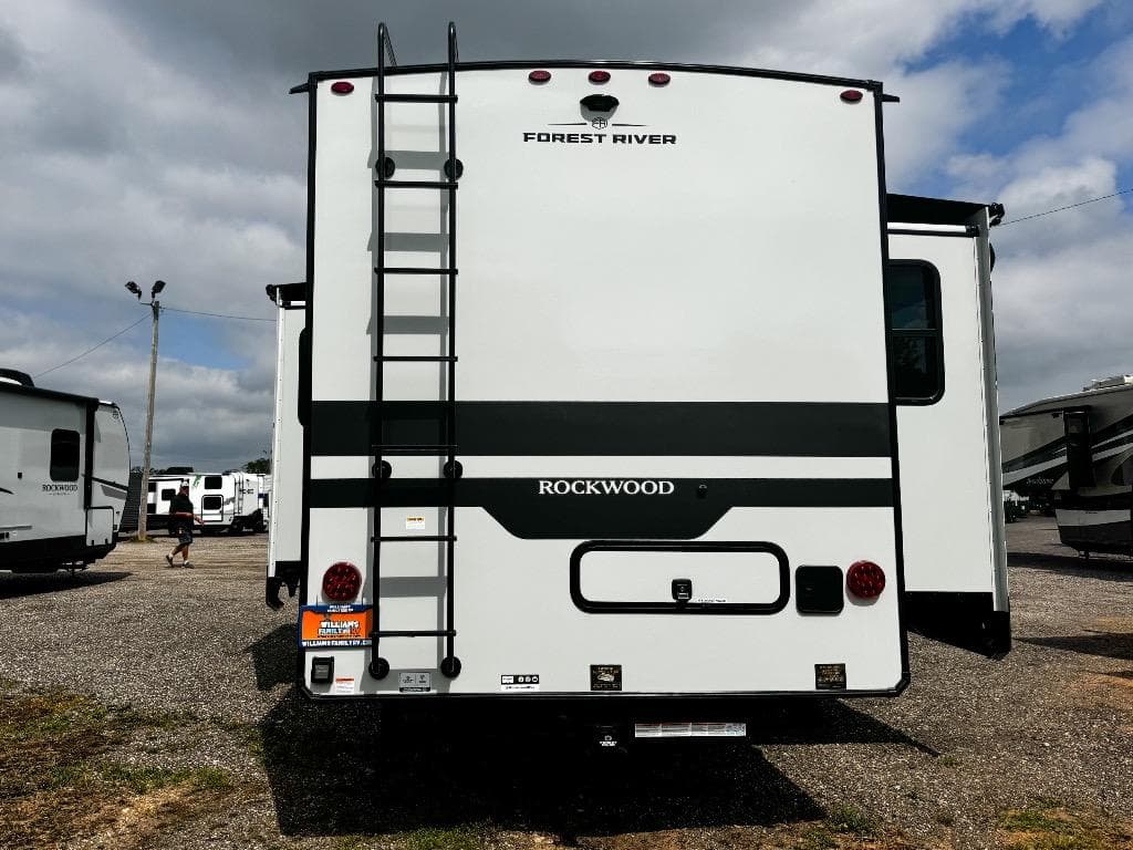 2026 Forest River 2026 Forest River Rockwood Signature - thumbnail 56