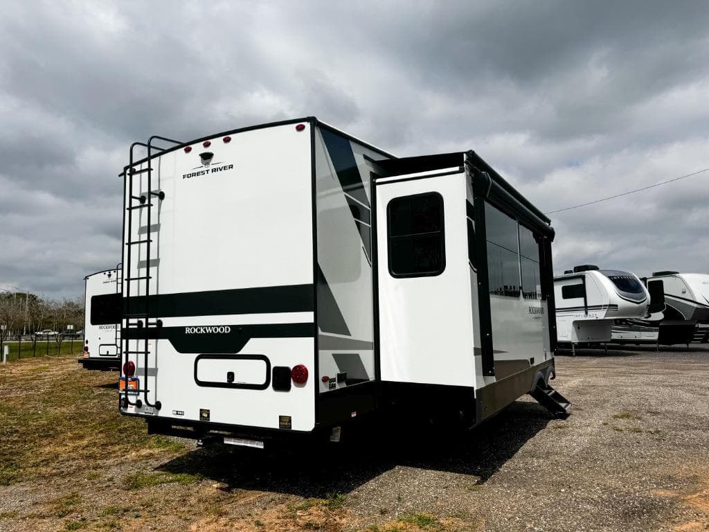 2026 Forest River 2026 Forest River Rockwood Signature - thumbnail 57