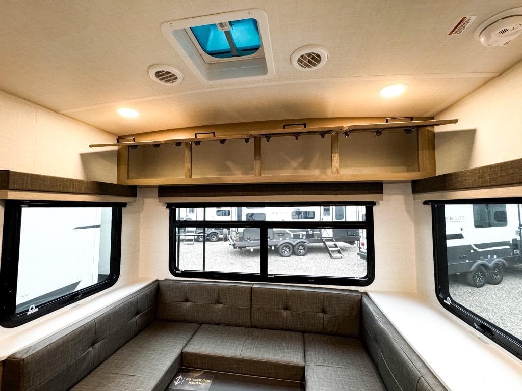 2026 Forest River 2026 Forest River Rockwood Ultra Lite - thumbnail 7