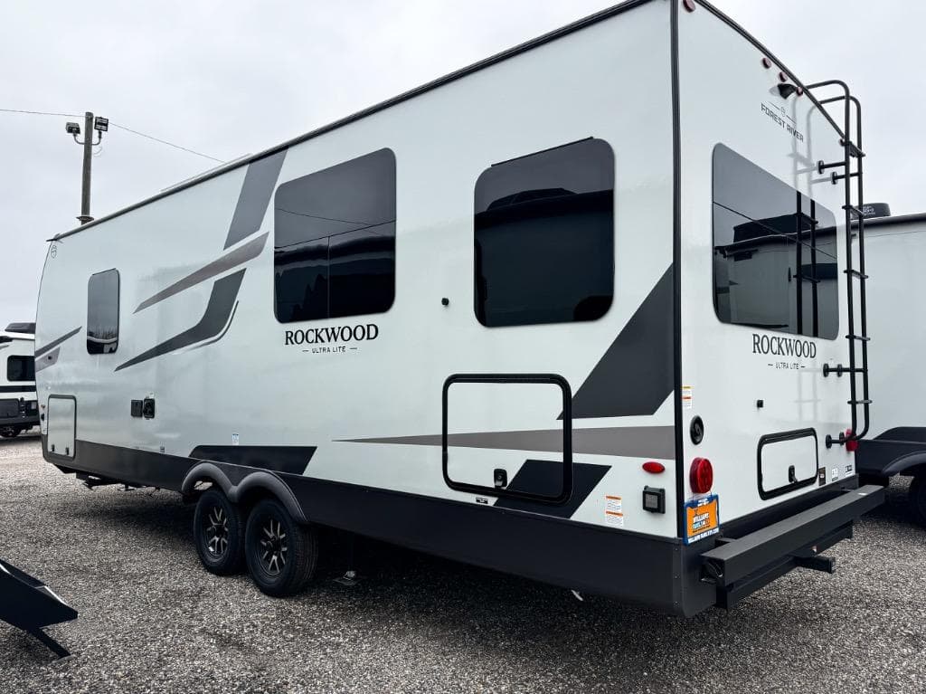 2026 Forest River 2026 Forest River Rockwood Ultra Lite - thumbnail 24