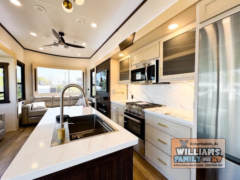 2026 Forest River 2026 Forest River Cedar Creek Cottage - thumbnail 5