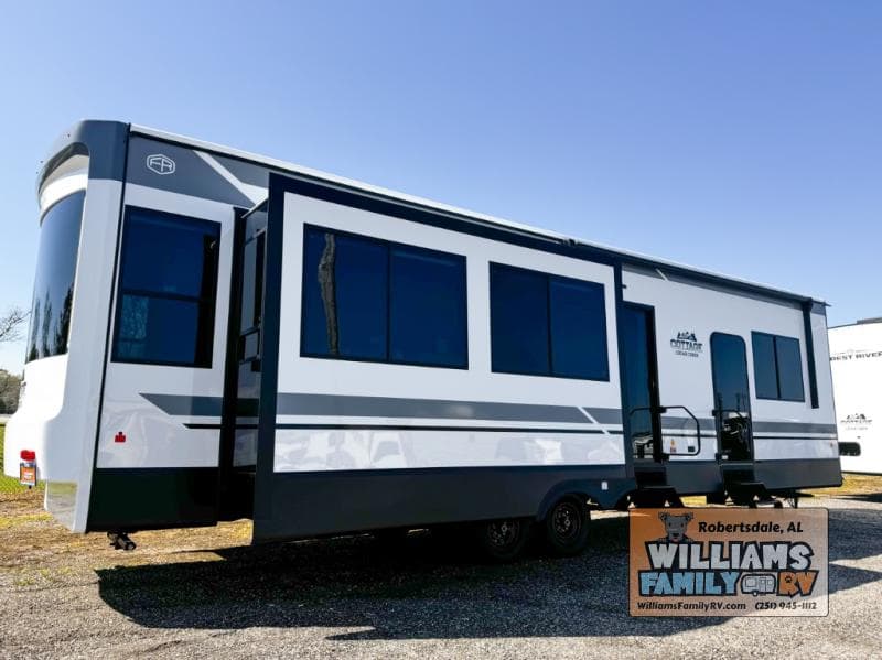 2026 Forest River 2026 Forest River Cedar Creek Cottage - thumbnail 19