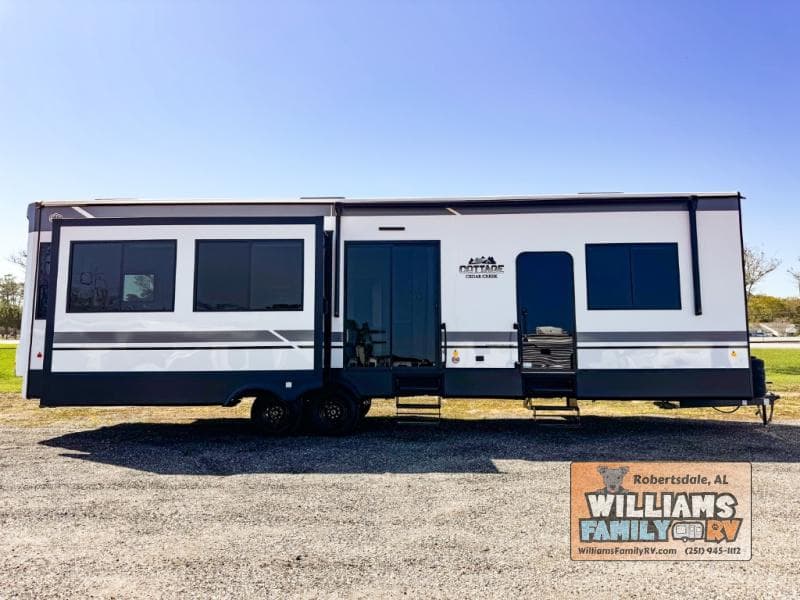 2026 Forest River 2026 Forest River Cedar Creek Cottage - thumbnail 22