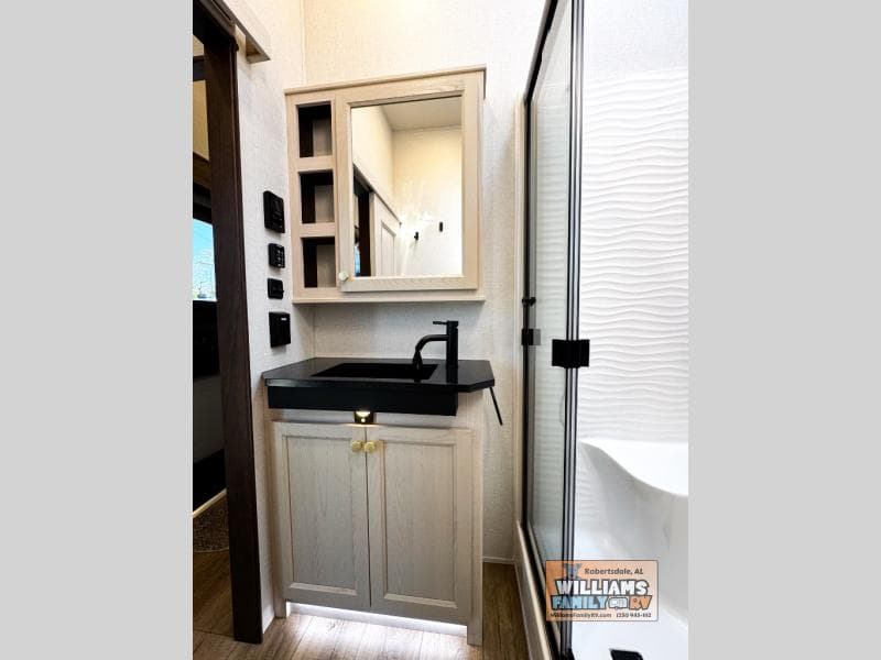 2026 Forest River 2026 Forest River Cedar Creek Cottage - thumbnail 18