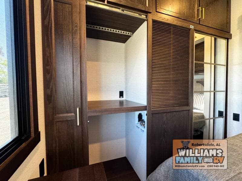 2026 Forest River 2026 Forest River Cedar Creek Cottage - thumbnail 26