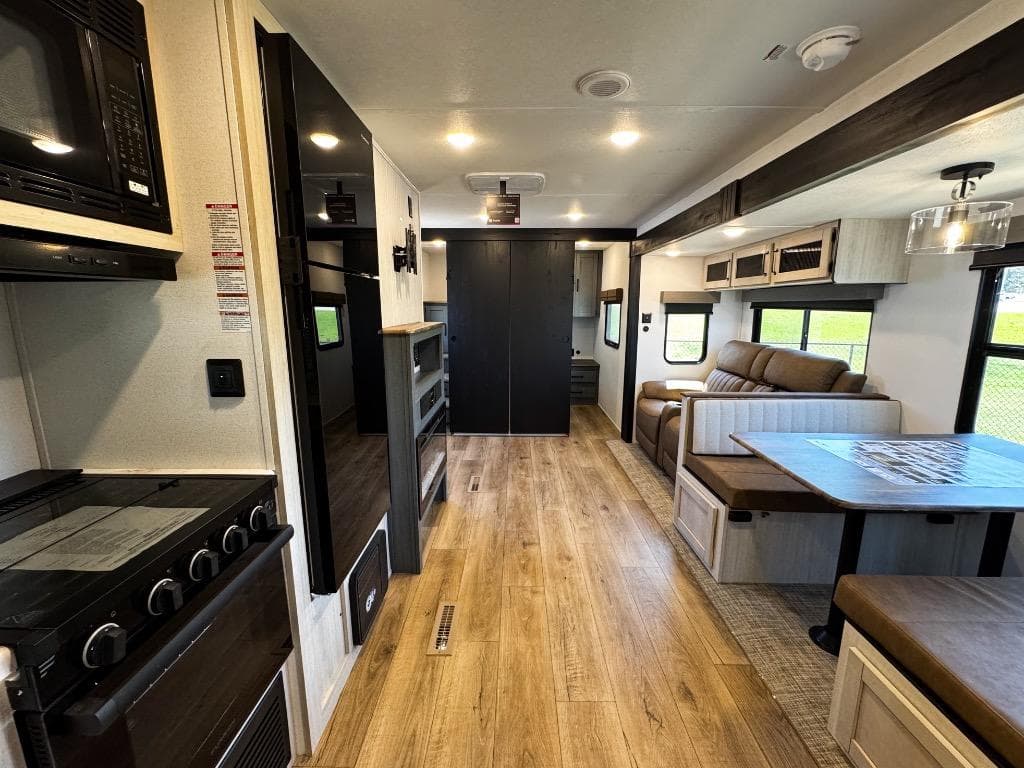 2026 Forest River 2026 Forest River Puma - thumbnail 6