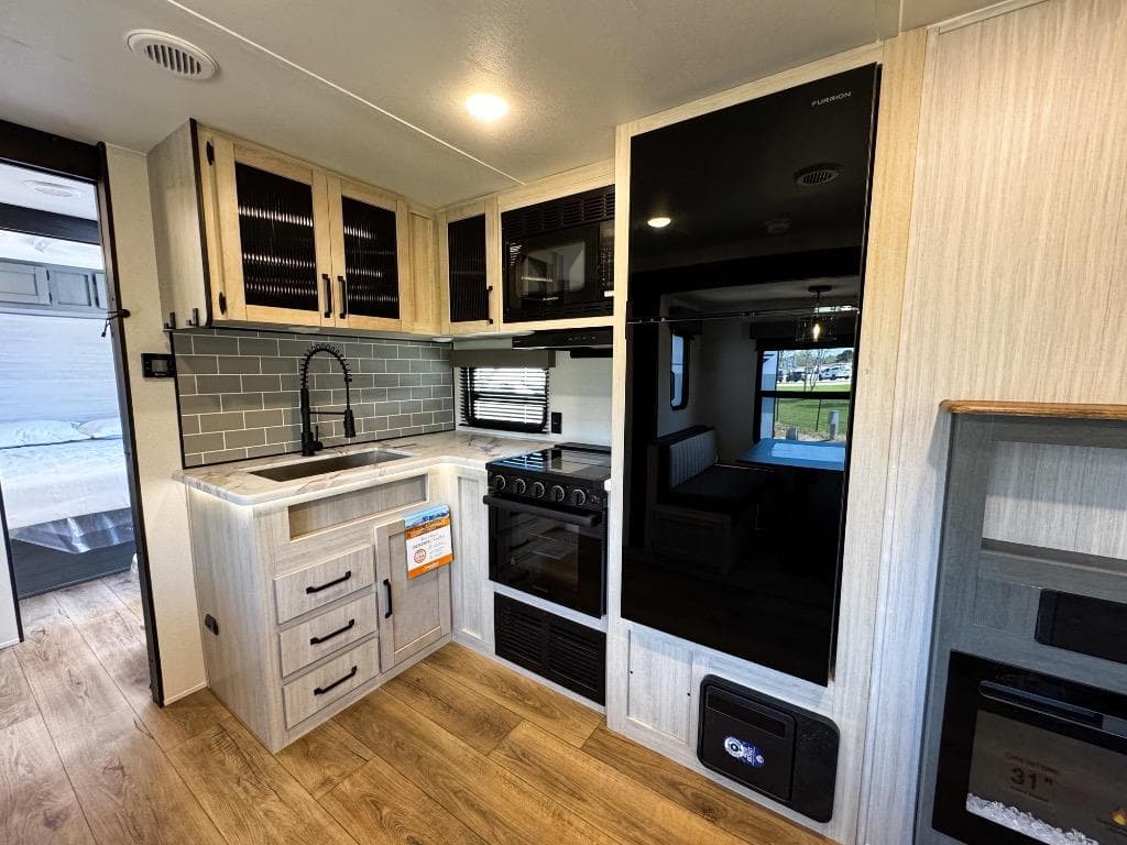 2026 Forest River 2026 Forest River Puma - thumbnail 10