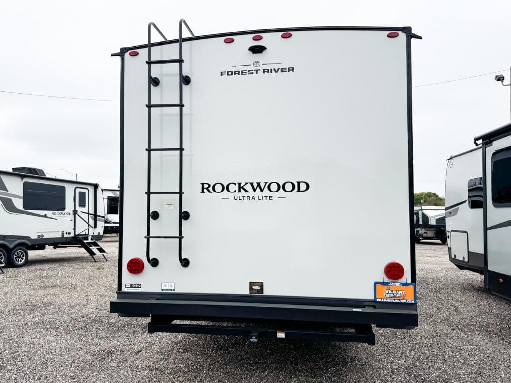 2026 Forest River 2026 Forest River Rockwood Ultra Lite - thumbnail 28