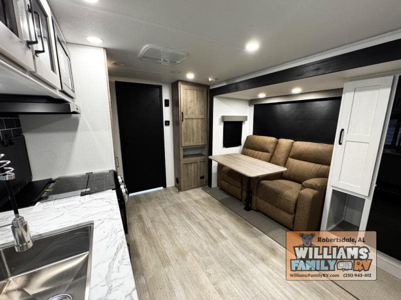 2026 Forest River 2026 Forest River Puma Tracks - thumbnail 3