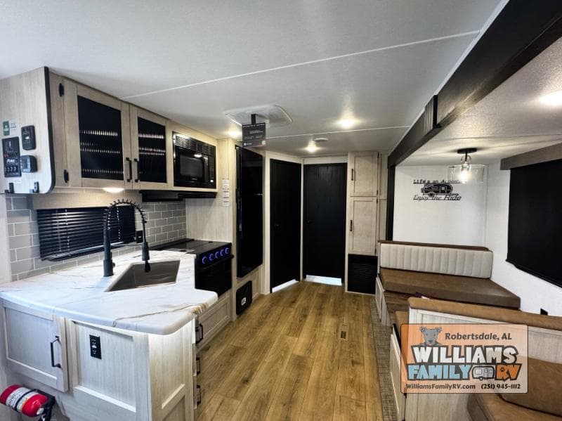 2026 Forest River 2026 Forest River Puma - thumbnail 9