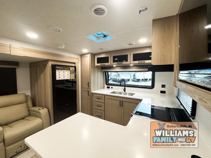 2026 Forest River 2026 Forest River Rockwood Mini Lite - thumbnail 3