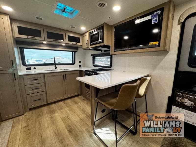 2026 Forest River 2026 Forest River Rockwood Mini Lite - thumbnail 11