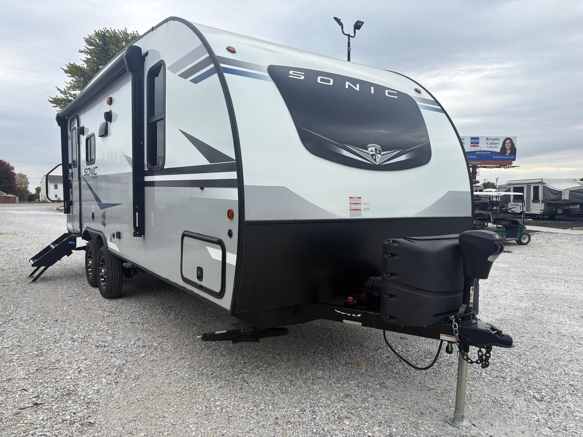 2022 Venture RV Sonic Lite 211VRB
