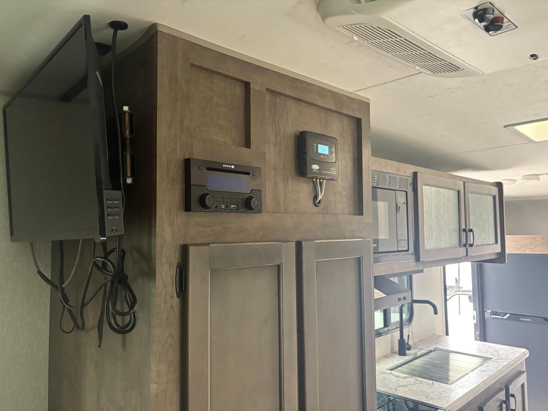 2022 Venture RV 2022 Venture RV Sonic Lite - thumbnail 15