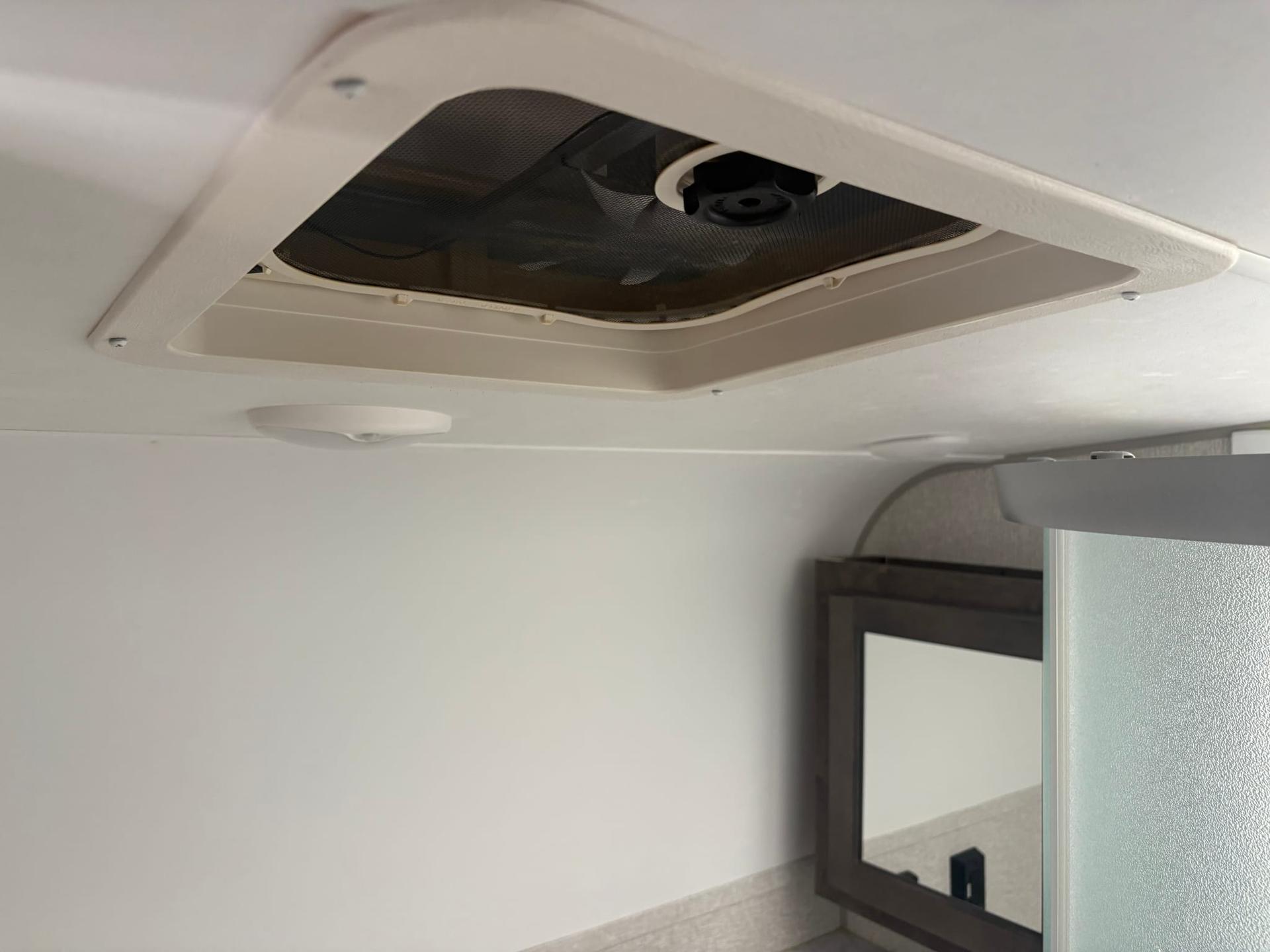 2022 Venture RV 2022 Venture RV Sonic Lite - thumbnail 21