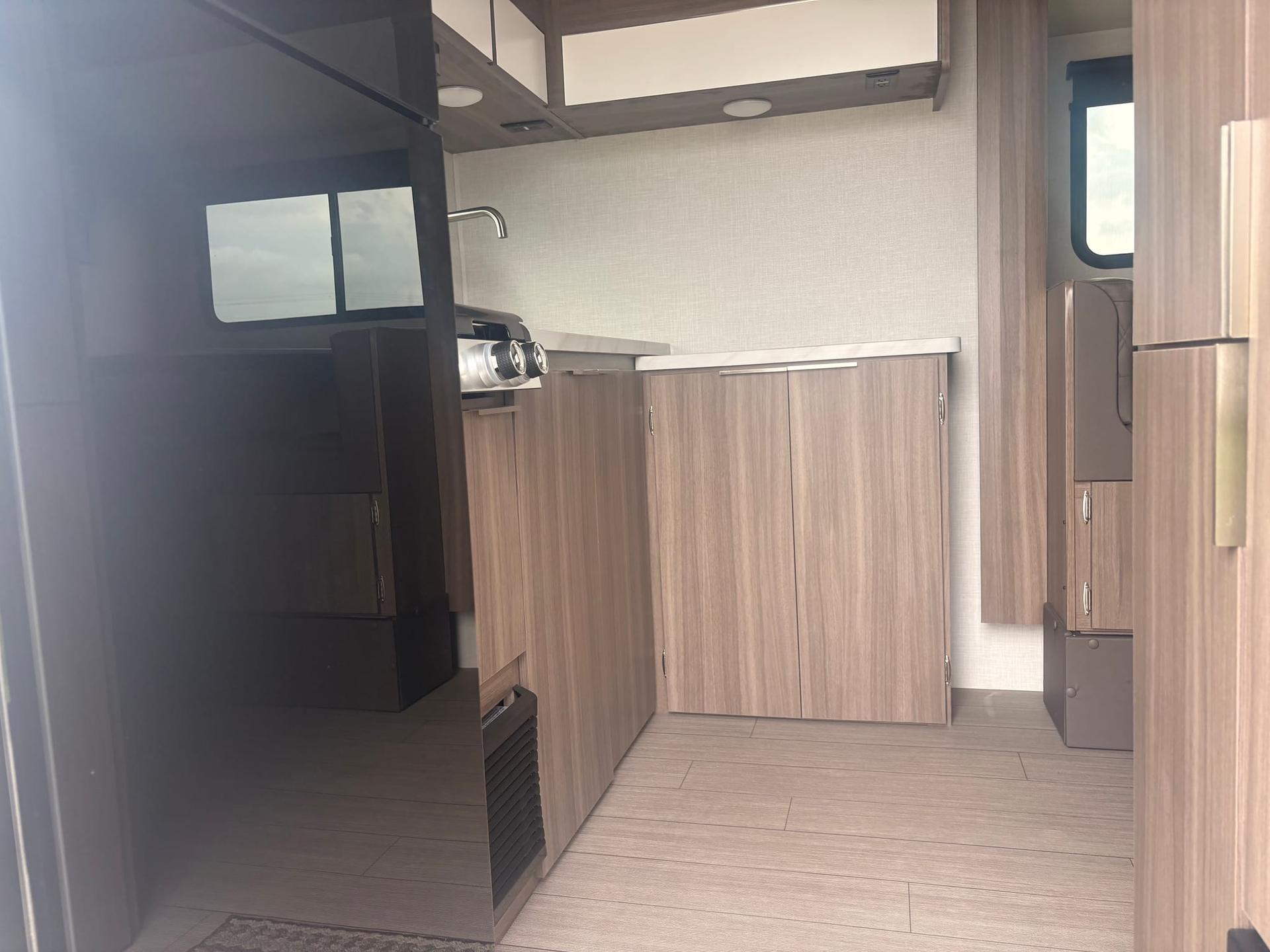2025 Venture RV 2025 Venture RV Sonic Lite - thumbnail 9
