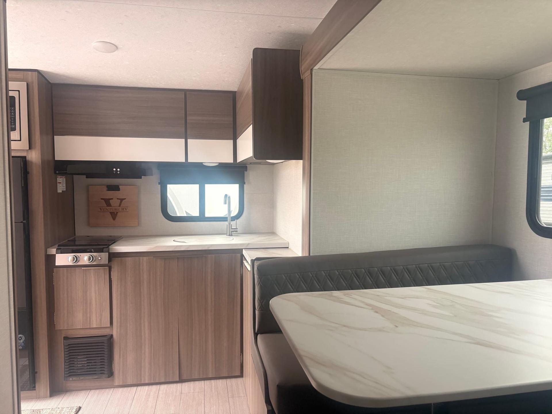2025 Venture RV 2025 Venture RV Sonic Lite - thumbnail 30