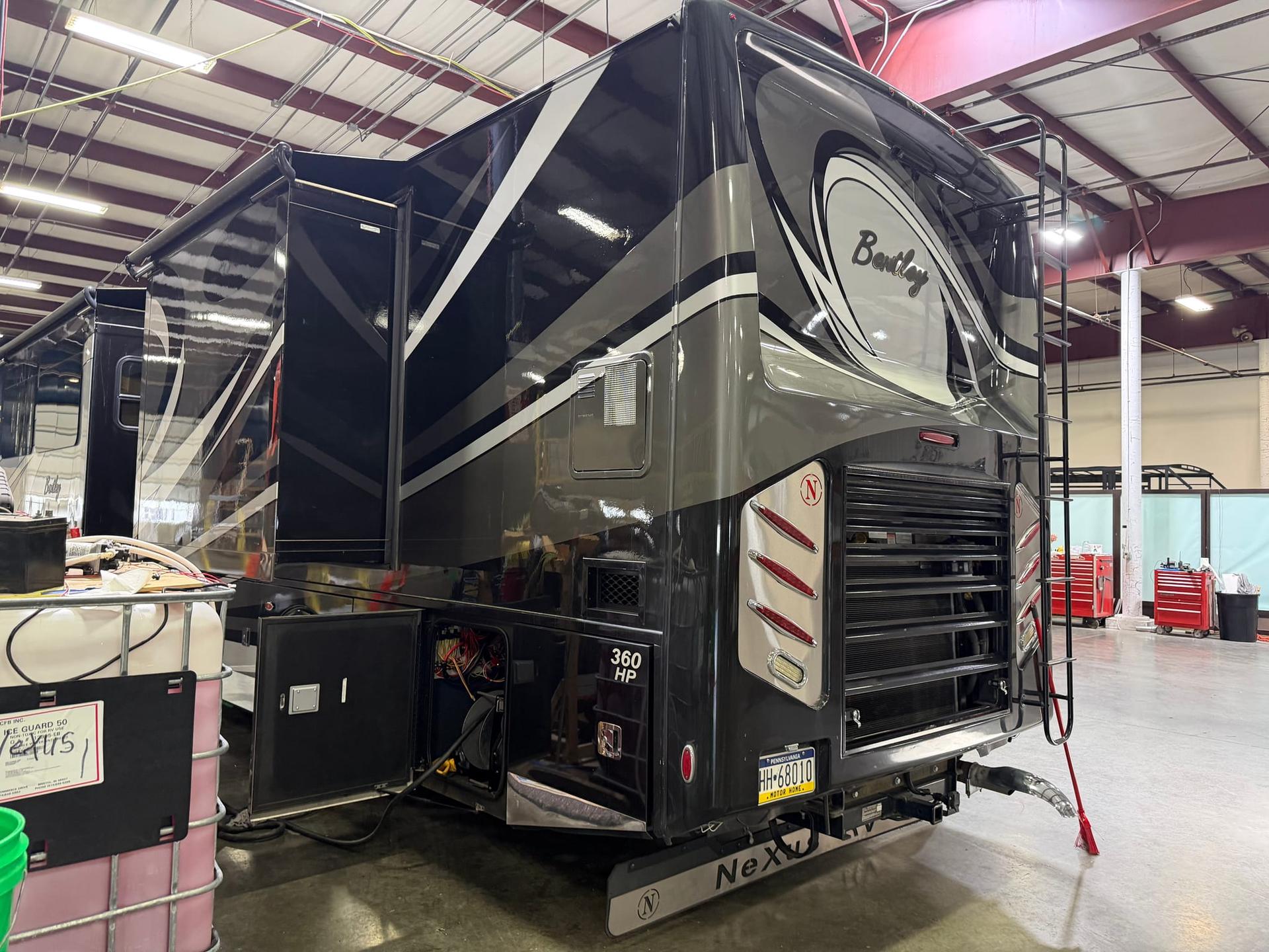 2019 Nexus RV 2019 Nexus RV Bentley - thumbnail 17
