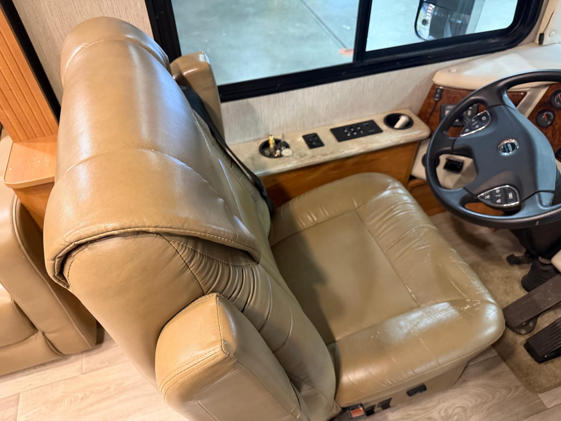 2019 Nexus RV 2019 Nexus RV Bentley - thumbnail 19
