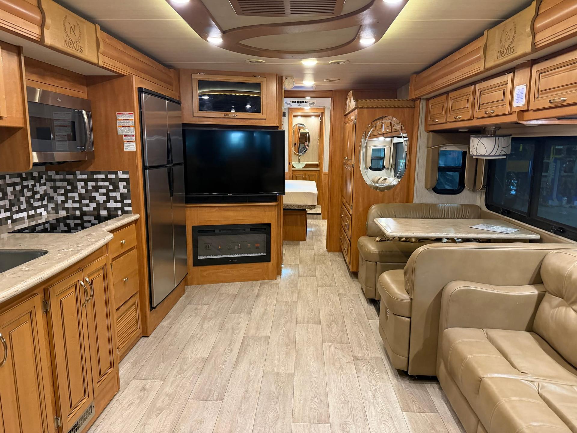 2019 Nexus RV 2019 Nexus RV Bentley - thumbnail 29