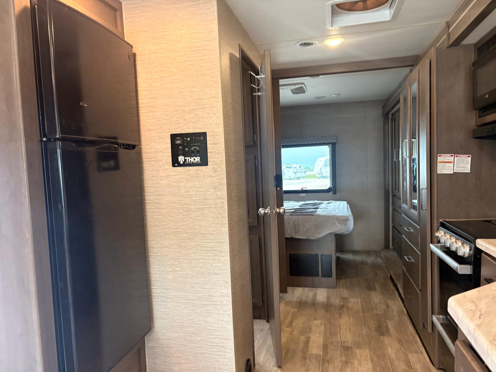 2023 Thor Motor Coach 2023 Thor Motor Coach Freedom Traveler - thumbnail 8