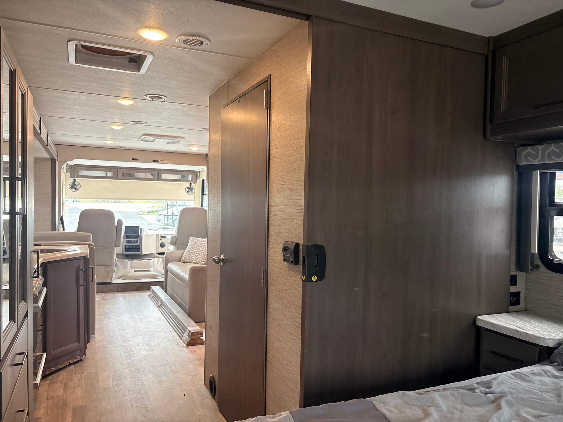 2023 Thor Motor Coach 2023 Thor Motor Coach Freedom Traveler - thumbnail 11