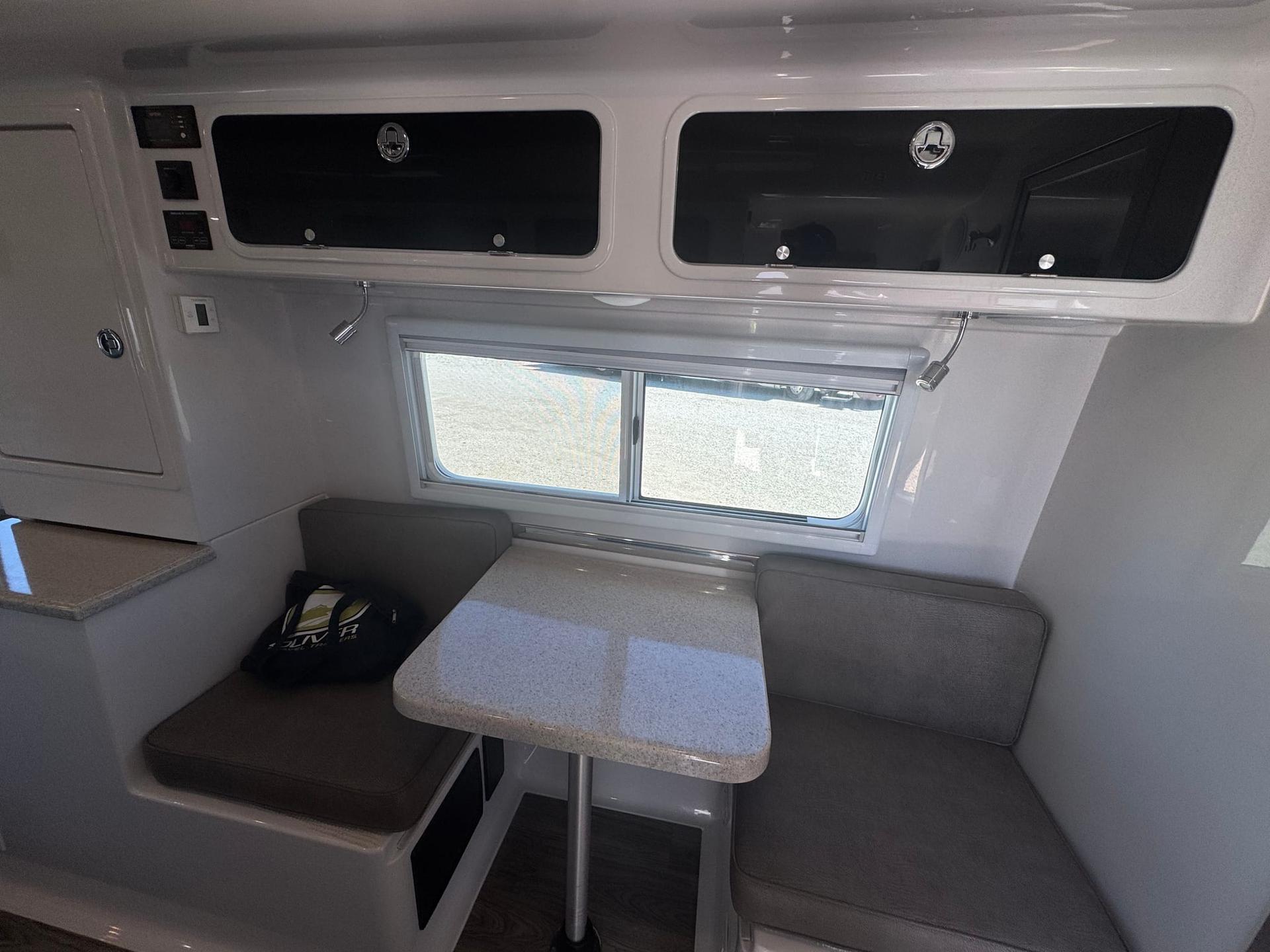 2021 Oliver Travel Trailers 2021 Oliver Travel Trailers Legacy - thumbnail 19