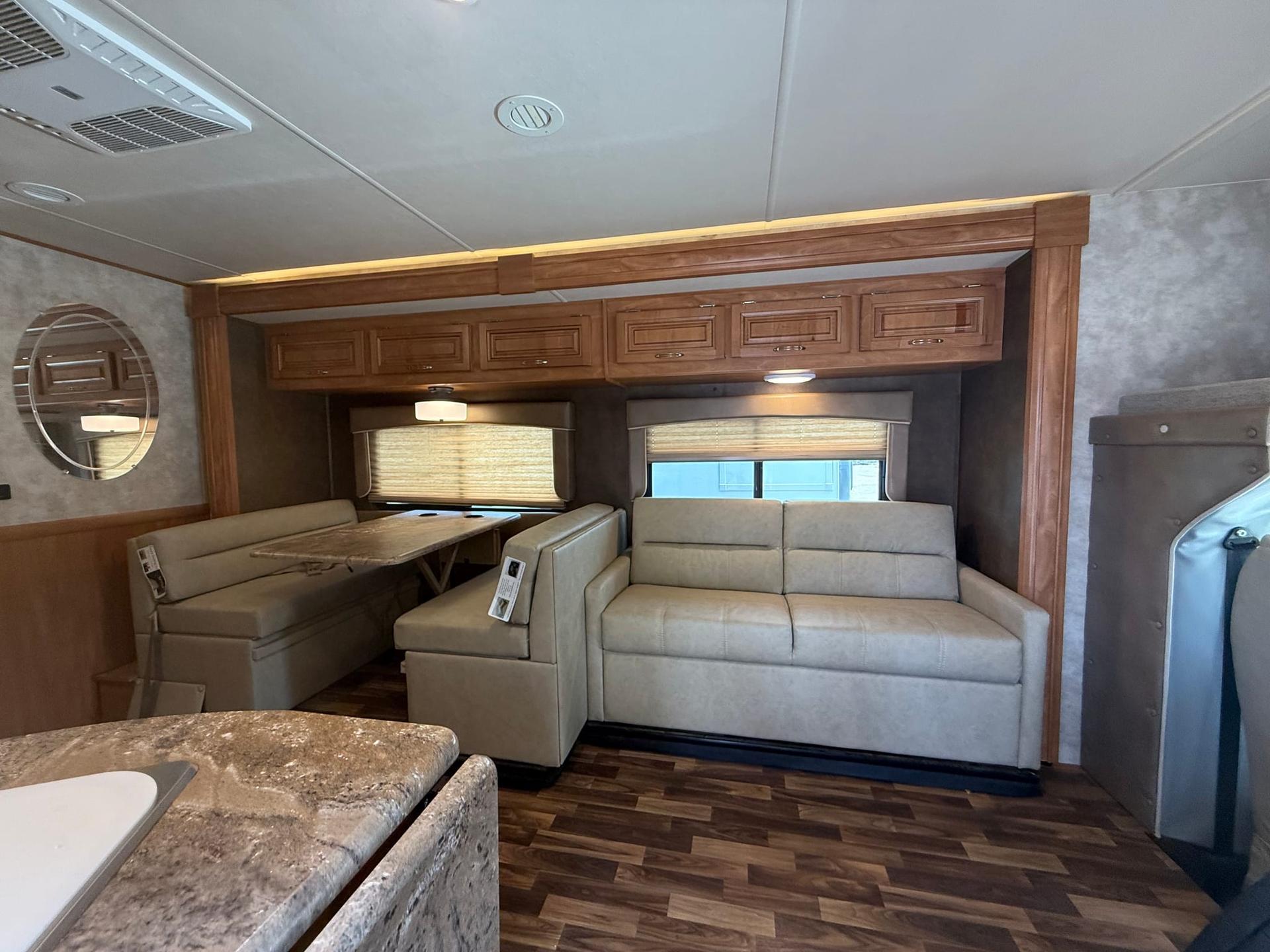 2018 Nexus RV 2018 Nexus RV Phantom SC - thumbnail 5