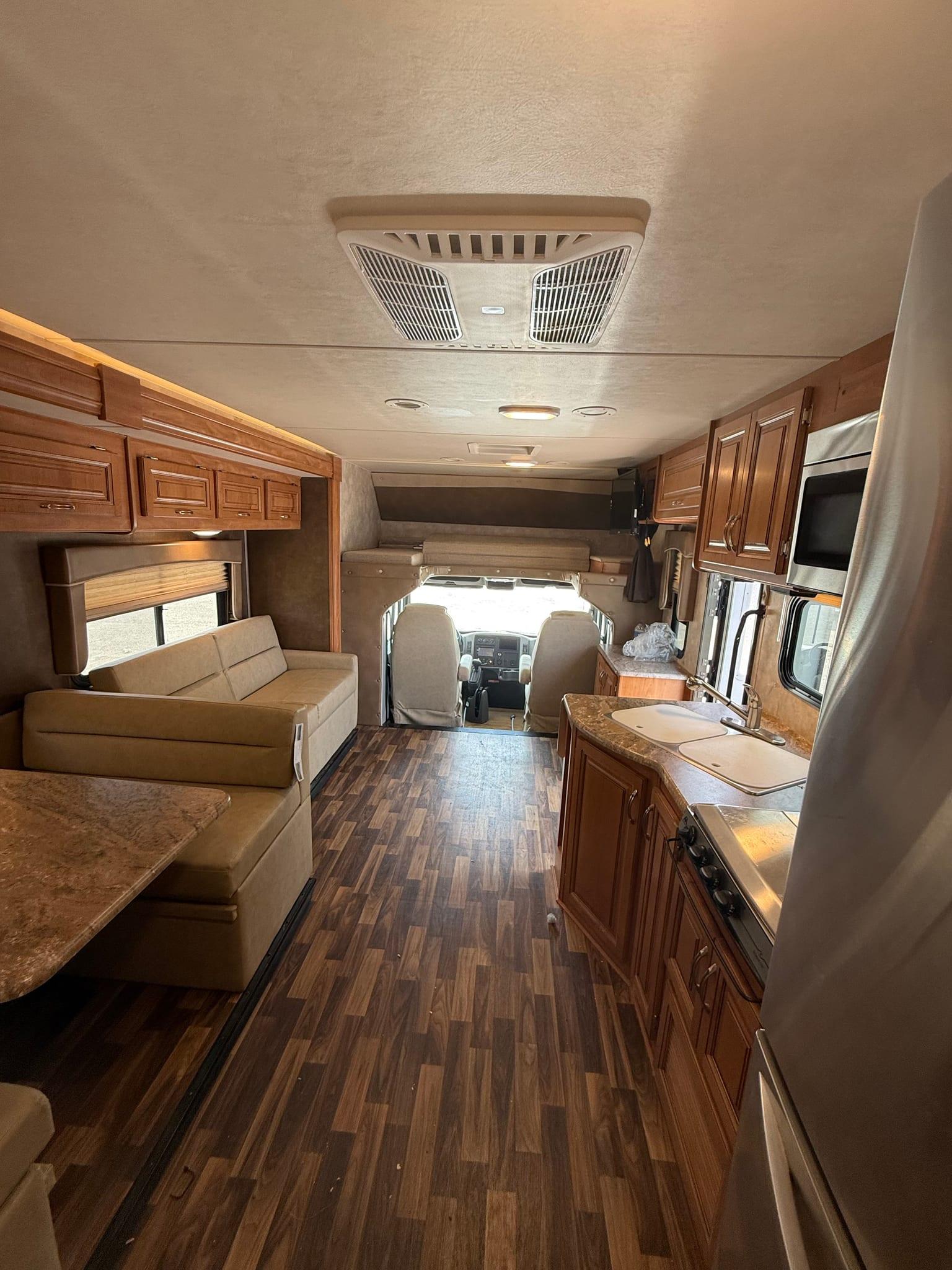 2018 Nexus RV 2018 Nexus RV Phantom SC - thumbnail 6