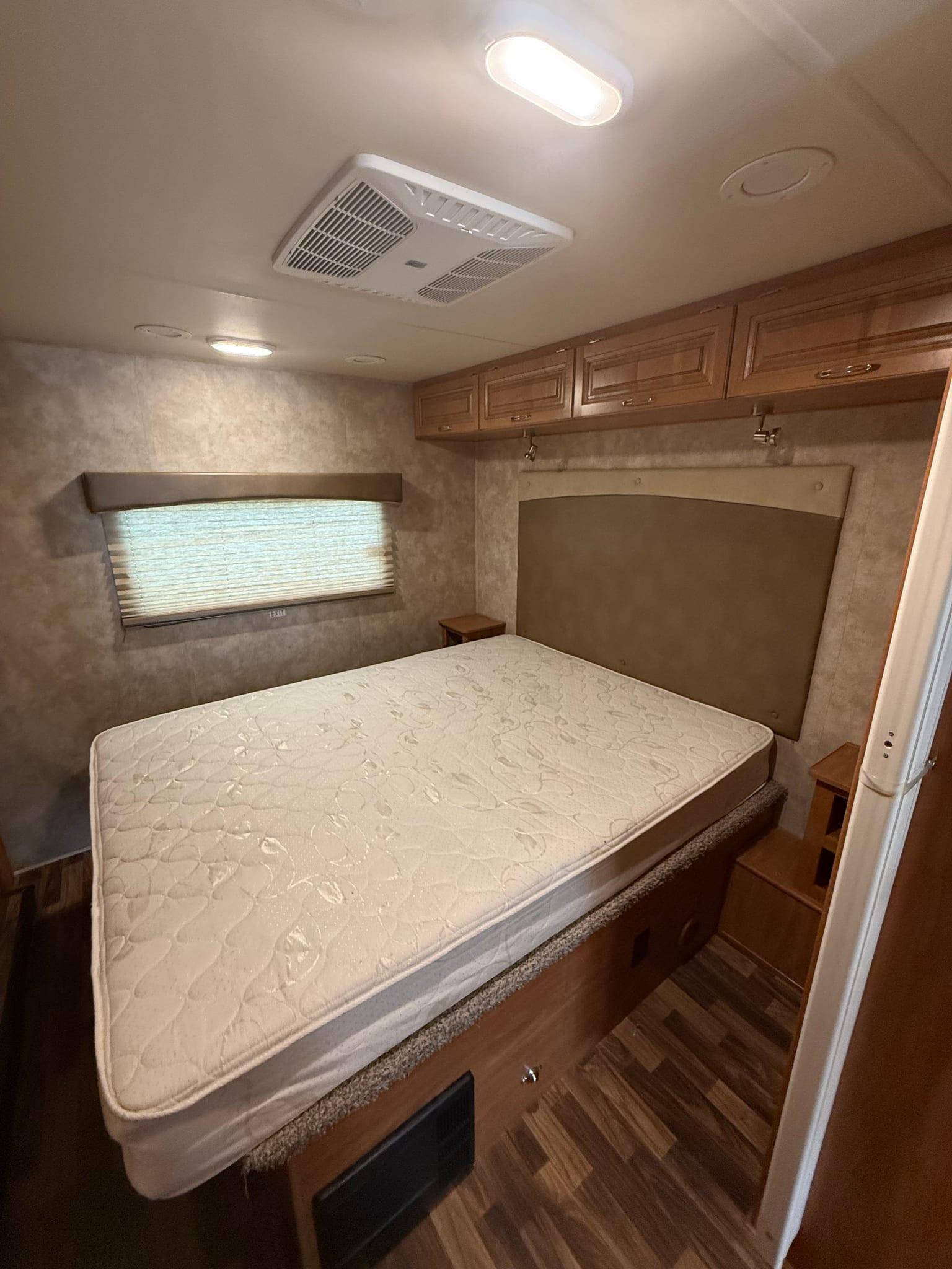 2018 Nexus RV 2018 Nexus RV Phantom SC - thumbnail 8