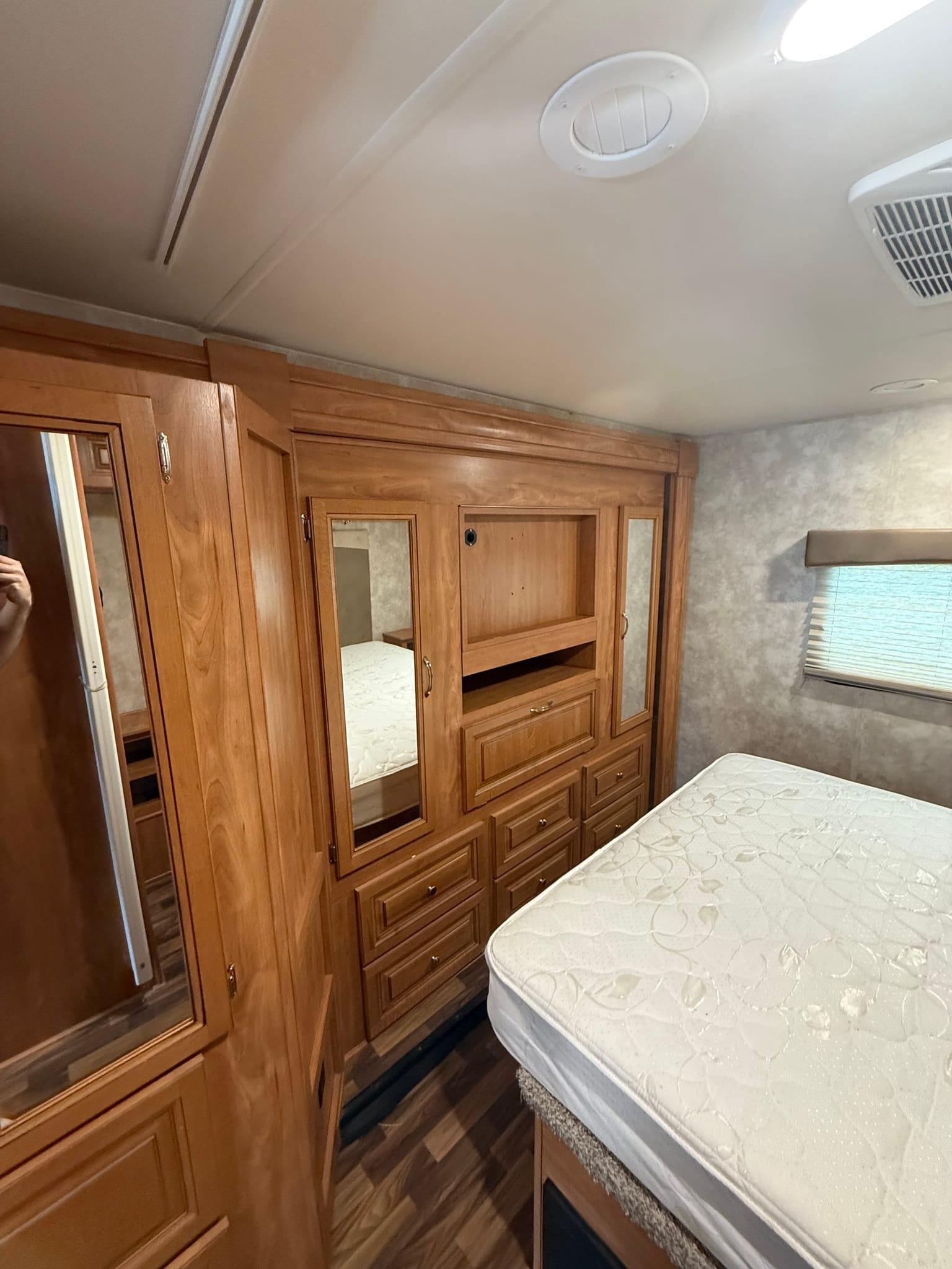 2018 Nexus RV 2018 Nexus RV Phantom SC - thumbnail 10