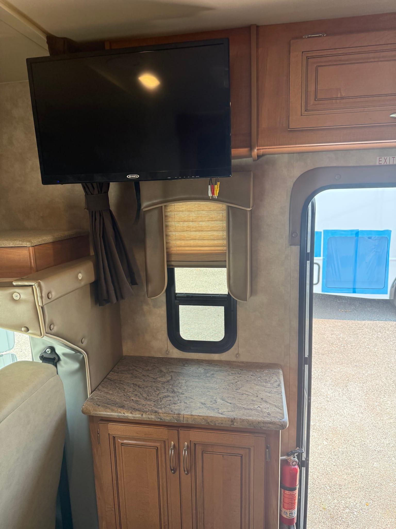 2018 Nexus RV 2018 Nexus RV Phantom SC - thumbnail 15