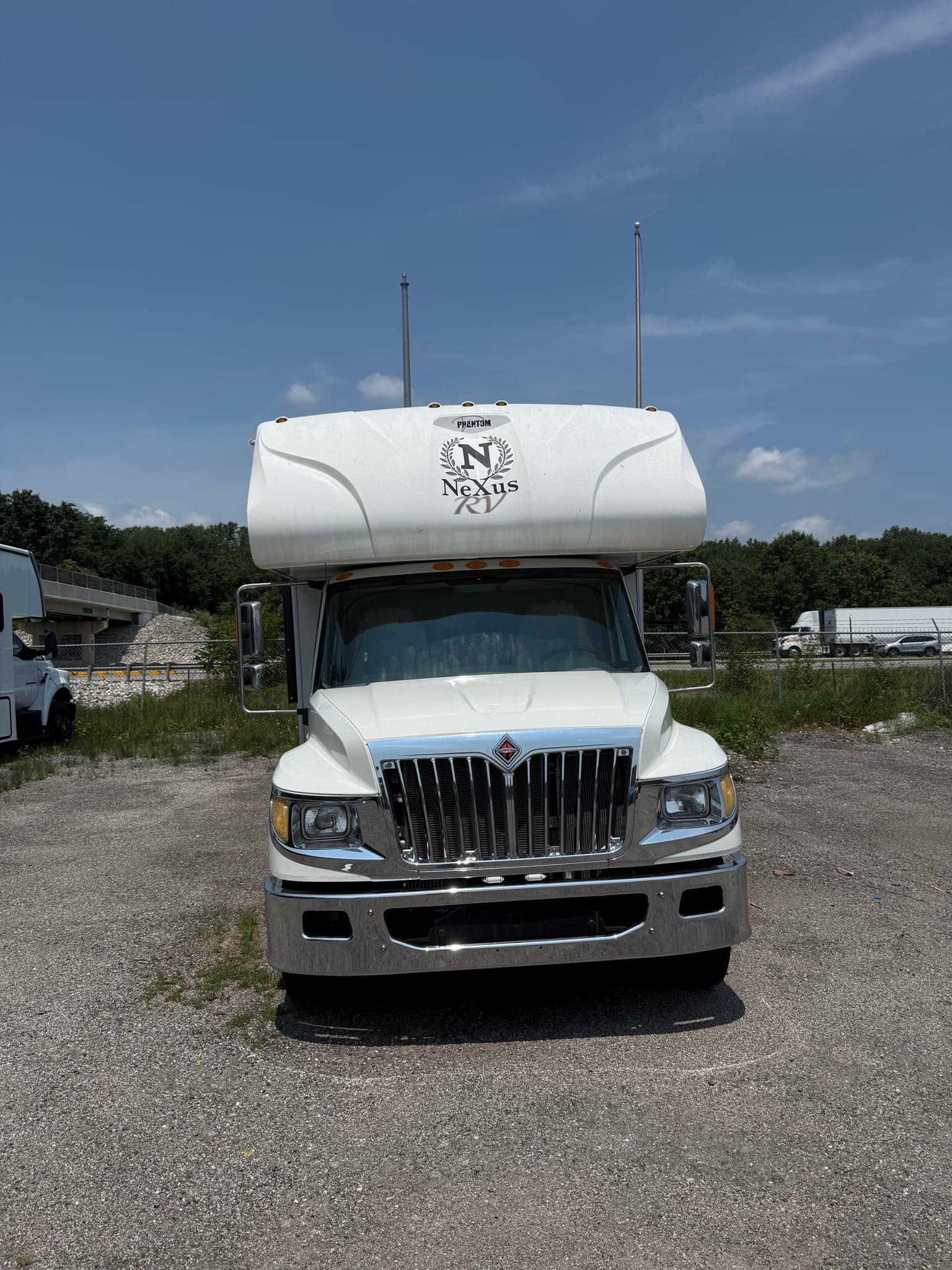 2018 Nexus RV 2018 Nexus RV Phantom SC - thumbnail 19