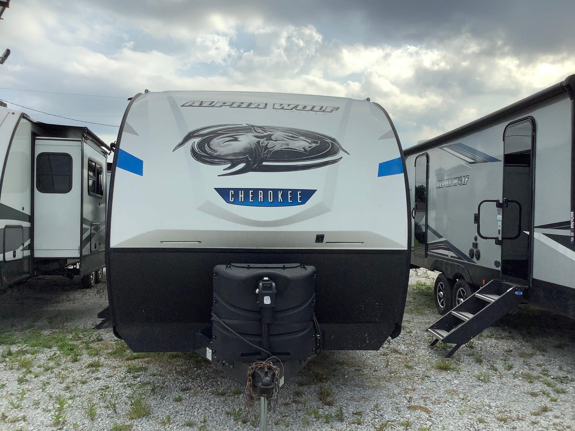 2020 Forest River 2020 Forest River Cherokee Alpha Wolf - thumbnail 2