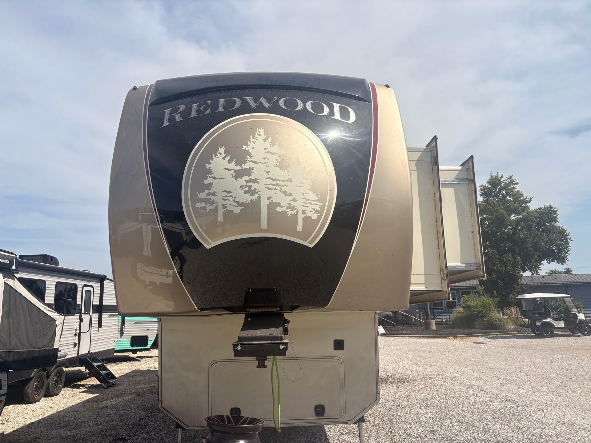 2015 CrossRoads Redwood 38RL