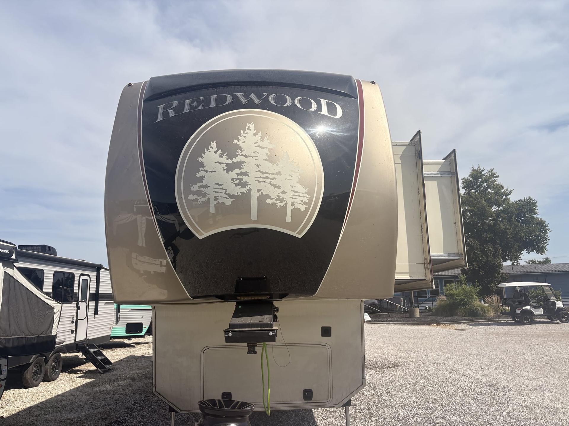 2015 CrossRoads Redwood 38RL