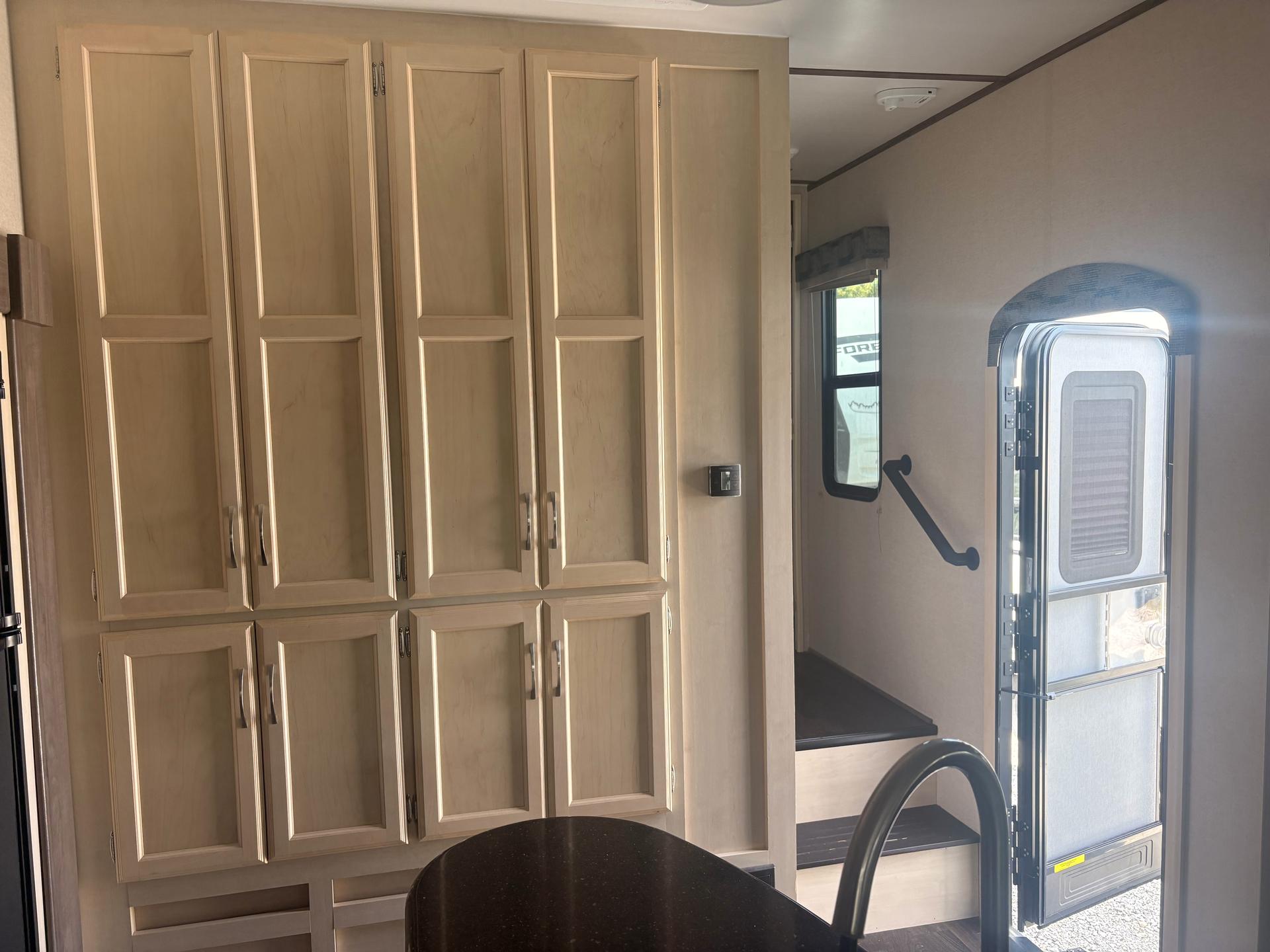 2019 Winnebago 2019 Winnebago Winnie Plus - thumbnail 21