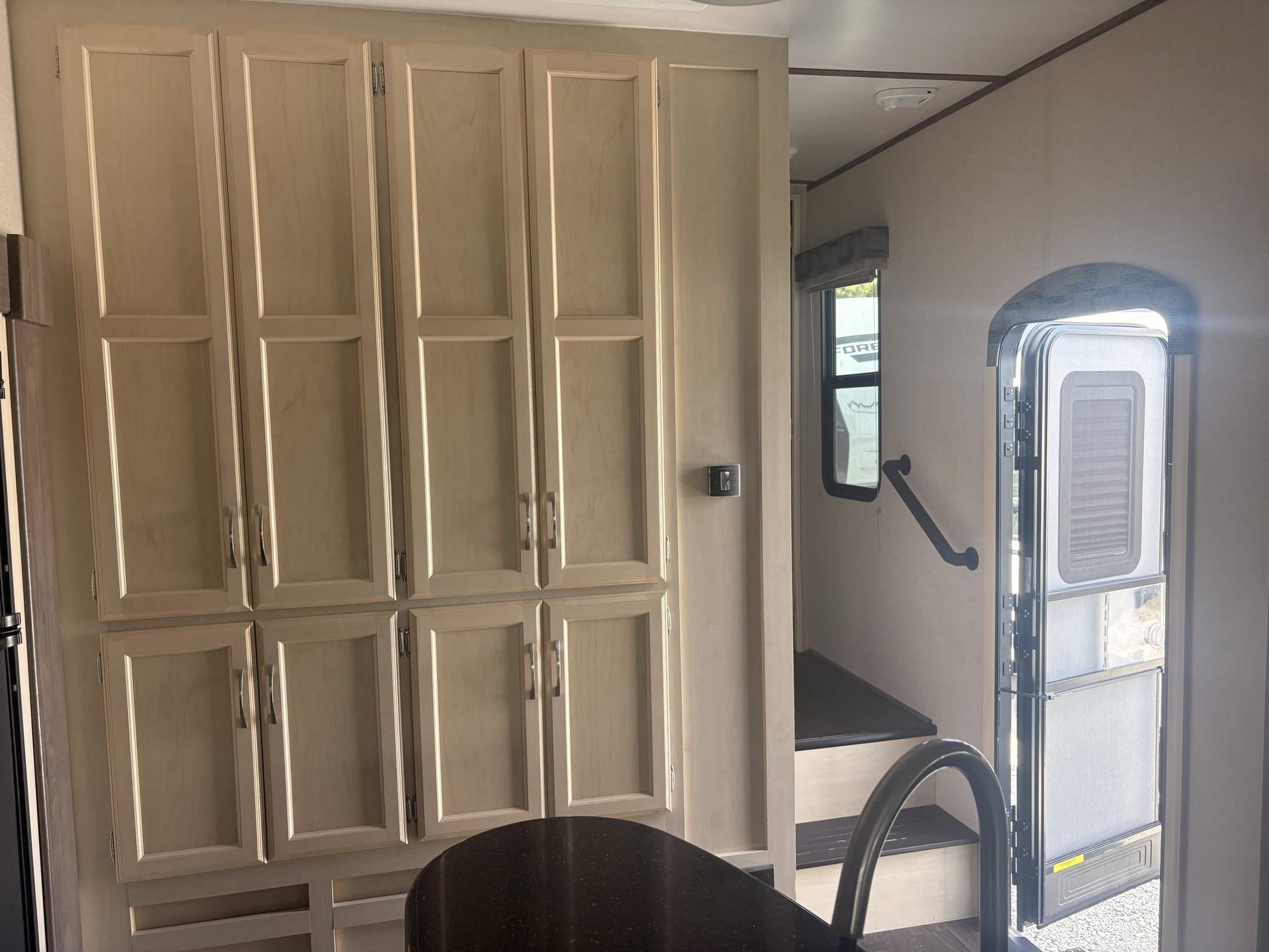 2019 Winnebago 2019 Winnebago Winnie Plus - thumbnail 11