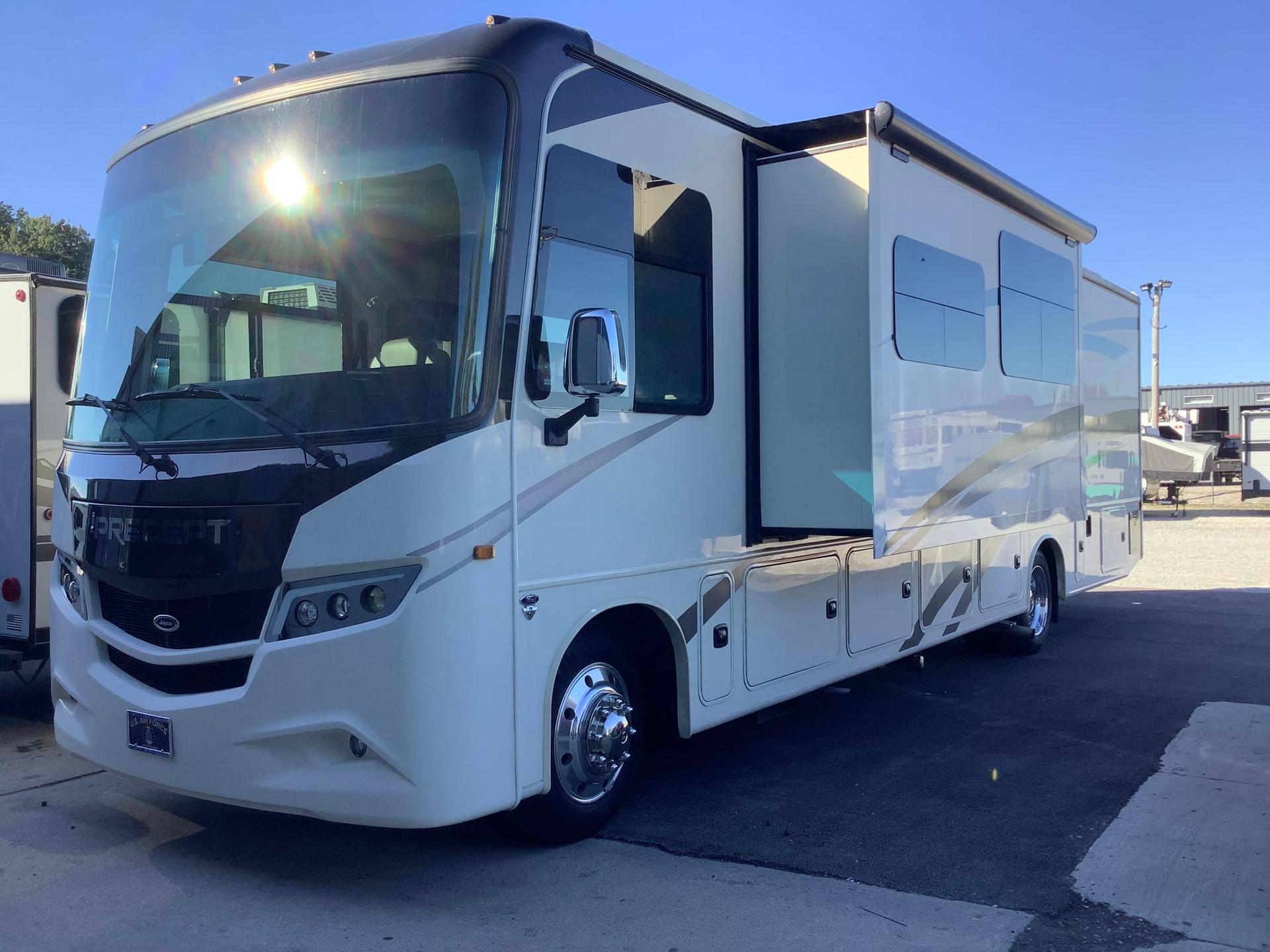 2023 Jayco 2023 Jayco Precept - thumbnail 33