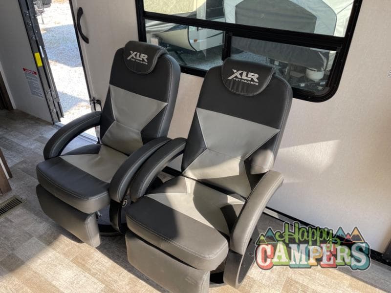 2022 Forest River 2022 Forest River XLR Hyper Lite - thumbnail 4