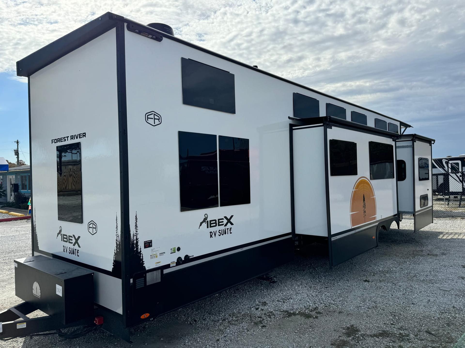 2025 Forest River 2025 Forest River Ibex RV Suite - thumbnail 4
