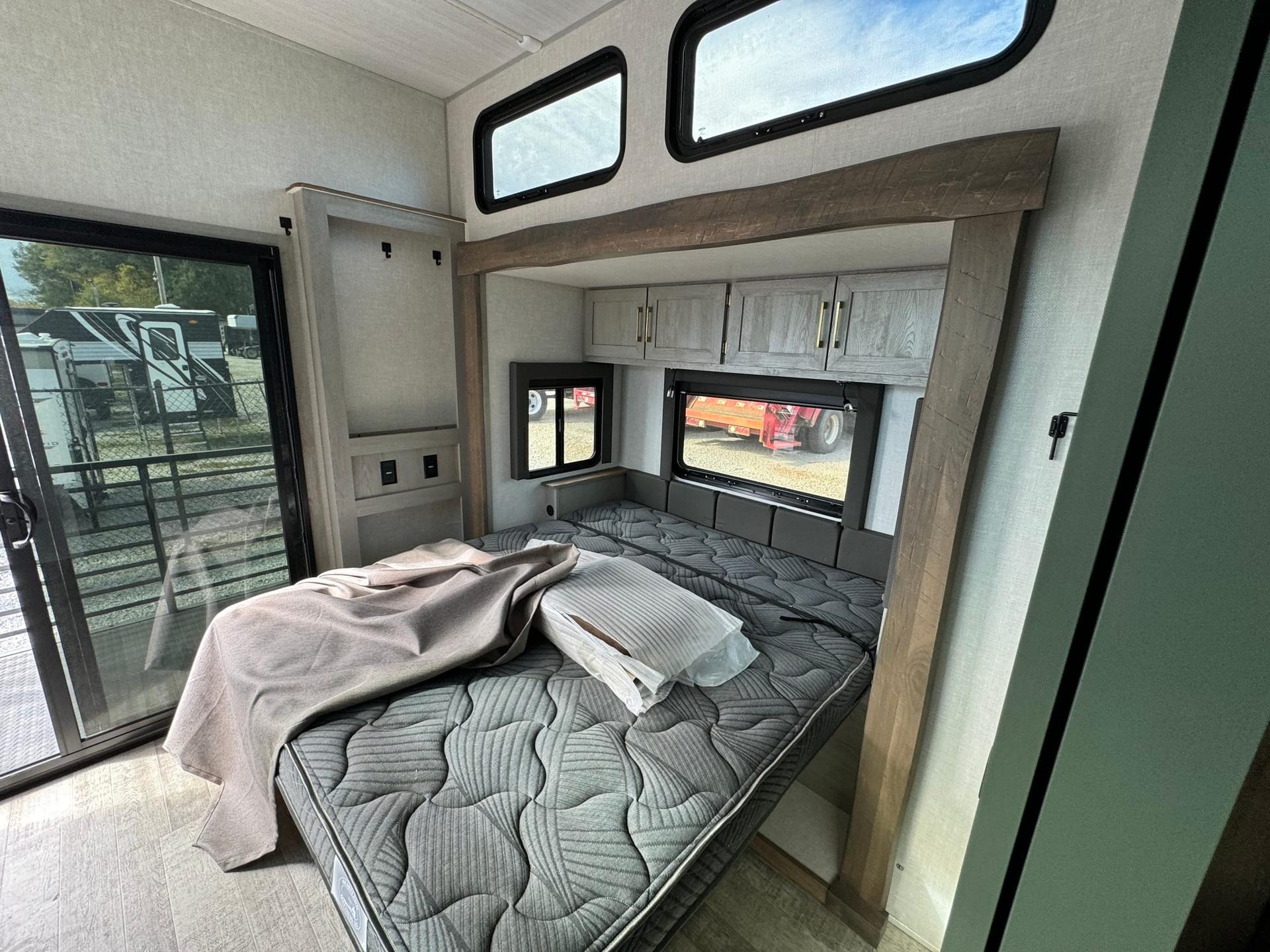2025 Forest River 2025 Forest River Ibex RV Suite - thumbnail 40