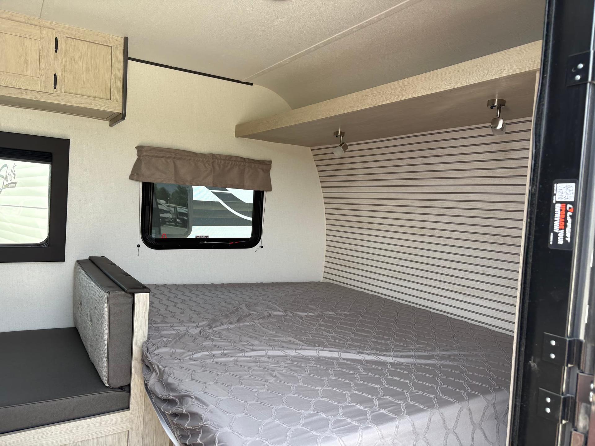 2025 Coachmen 2025 Coachmen Shasta Compact - thumbnail 24