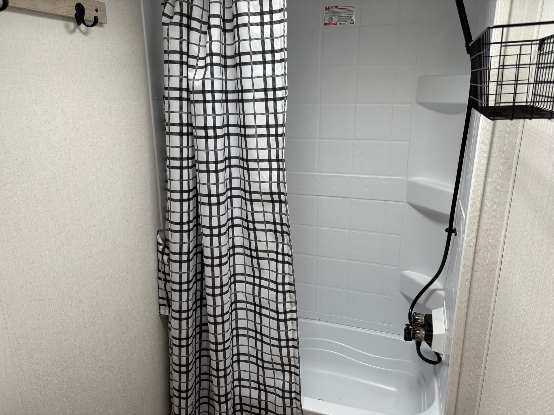 2025 Coachmen 2025 Coachmen Shasta Compact - thumbnail 33