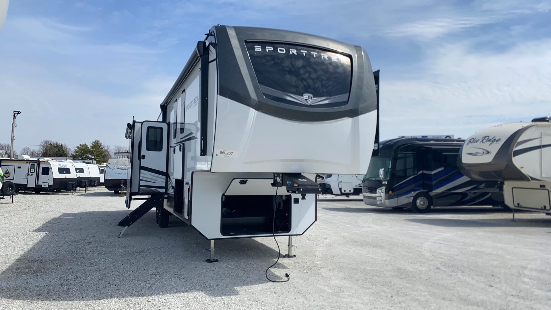2026 Venture RV 2026 Venture RV SportTrek Touring Edition - thumbnail 3