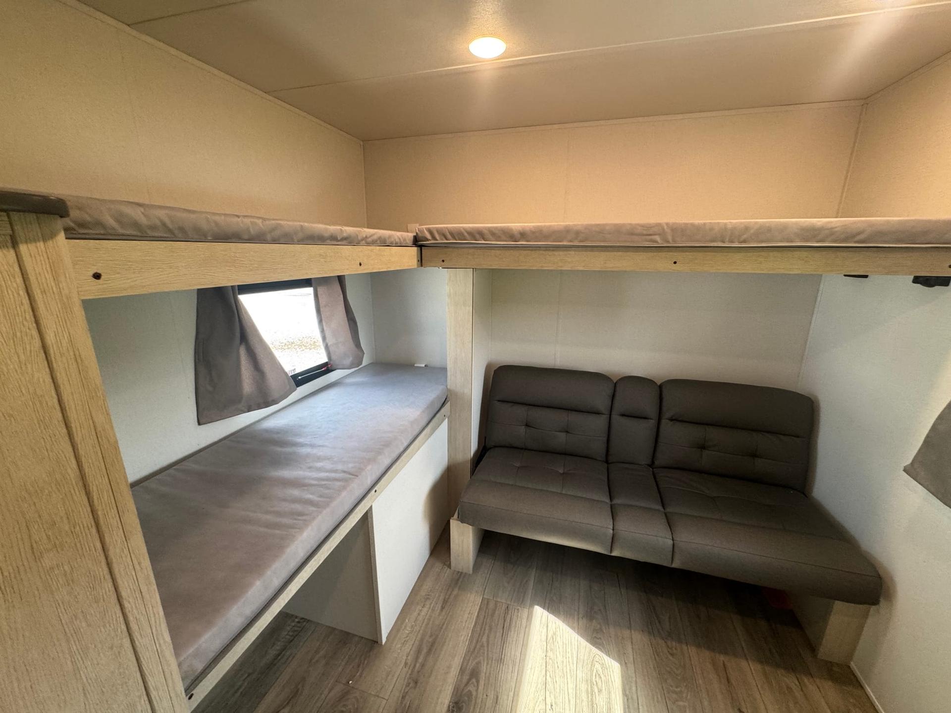 2026 Coachmen 2026 Coachmen Shasta i-5 Edition - thumbnail 11