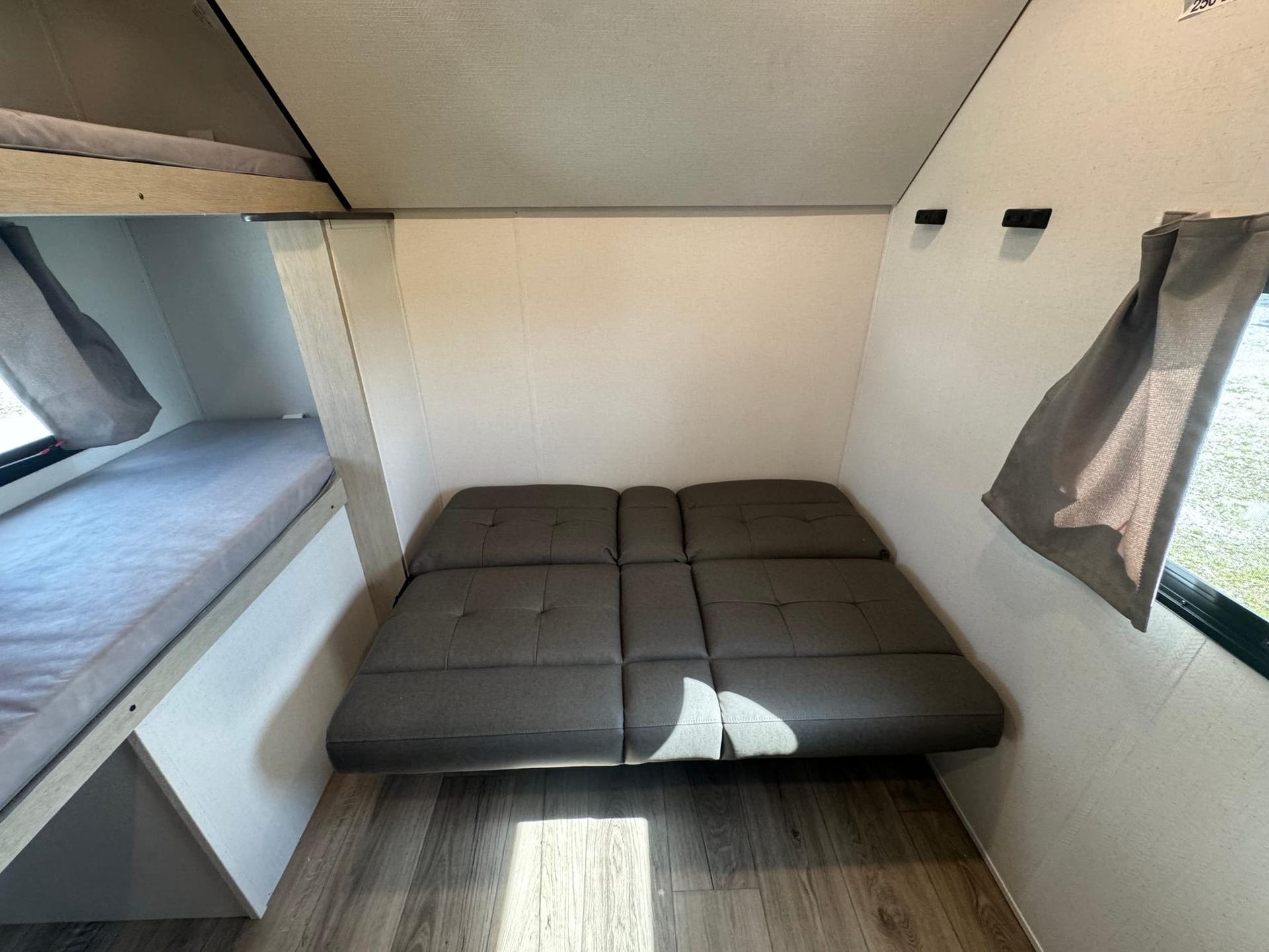 2026 Coachmen 2026 Coachmen Shasta i-5 Edition - thumbnail 12