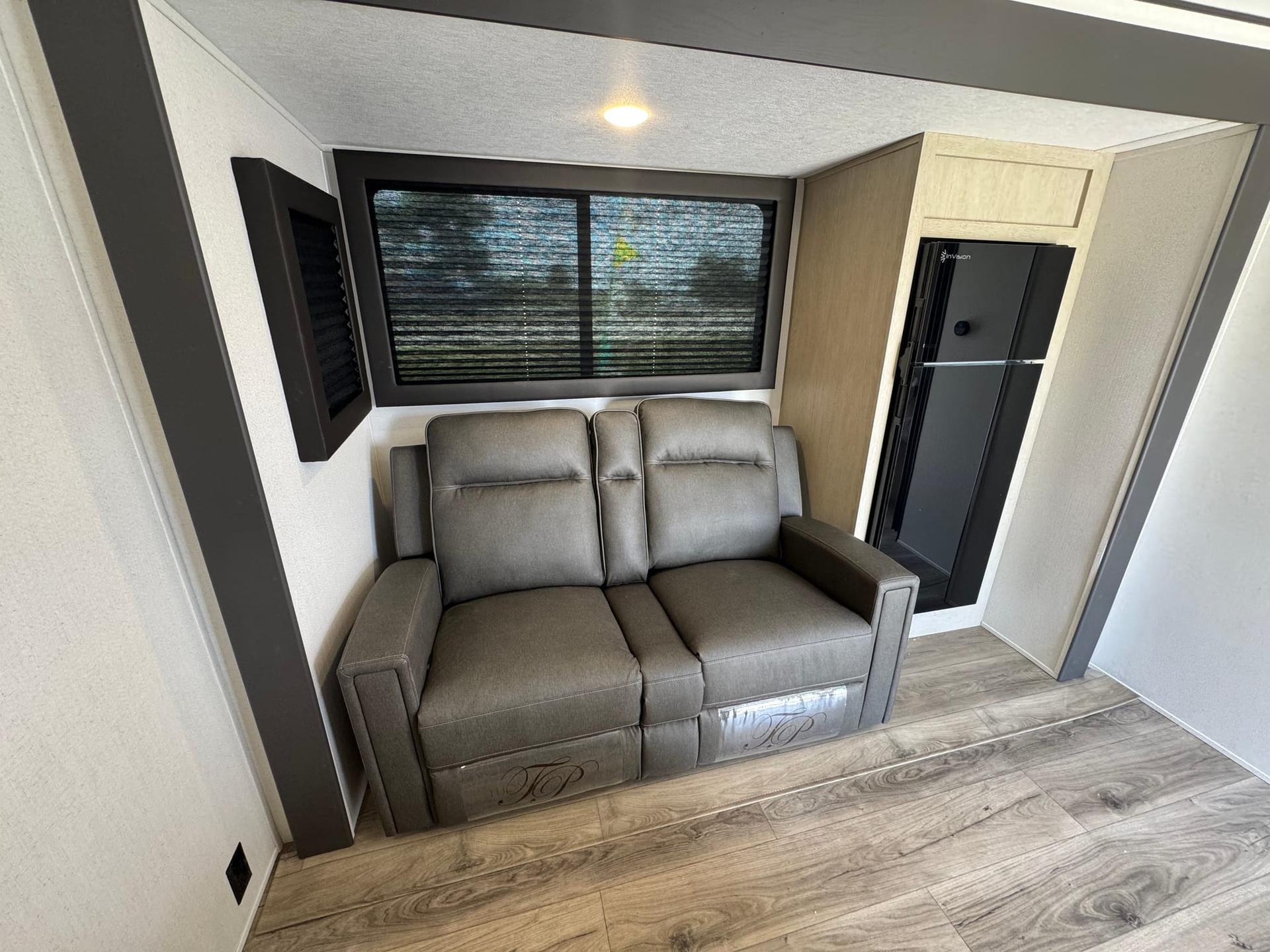 2026 Coachmen 2026 Coachmen Shasta i-5 Edition - thumbnail 25